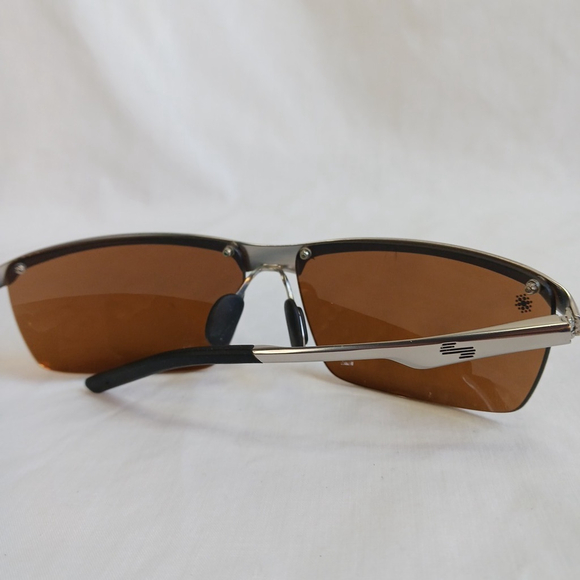 Sundog Eyewear Illusion Sunglasses Silver Frame Amber Lens - Picture 5 of 5
